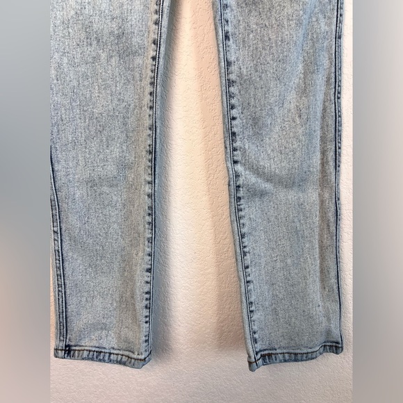 Revice High Rise Acid Wash Lightly Distressed  Slim Skinny Jeans Size 28 - Picture 3 of 11